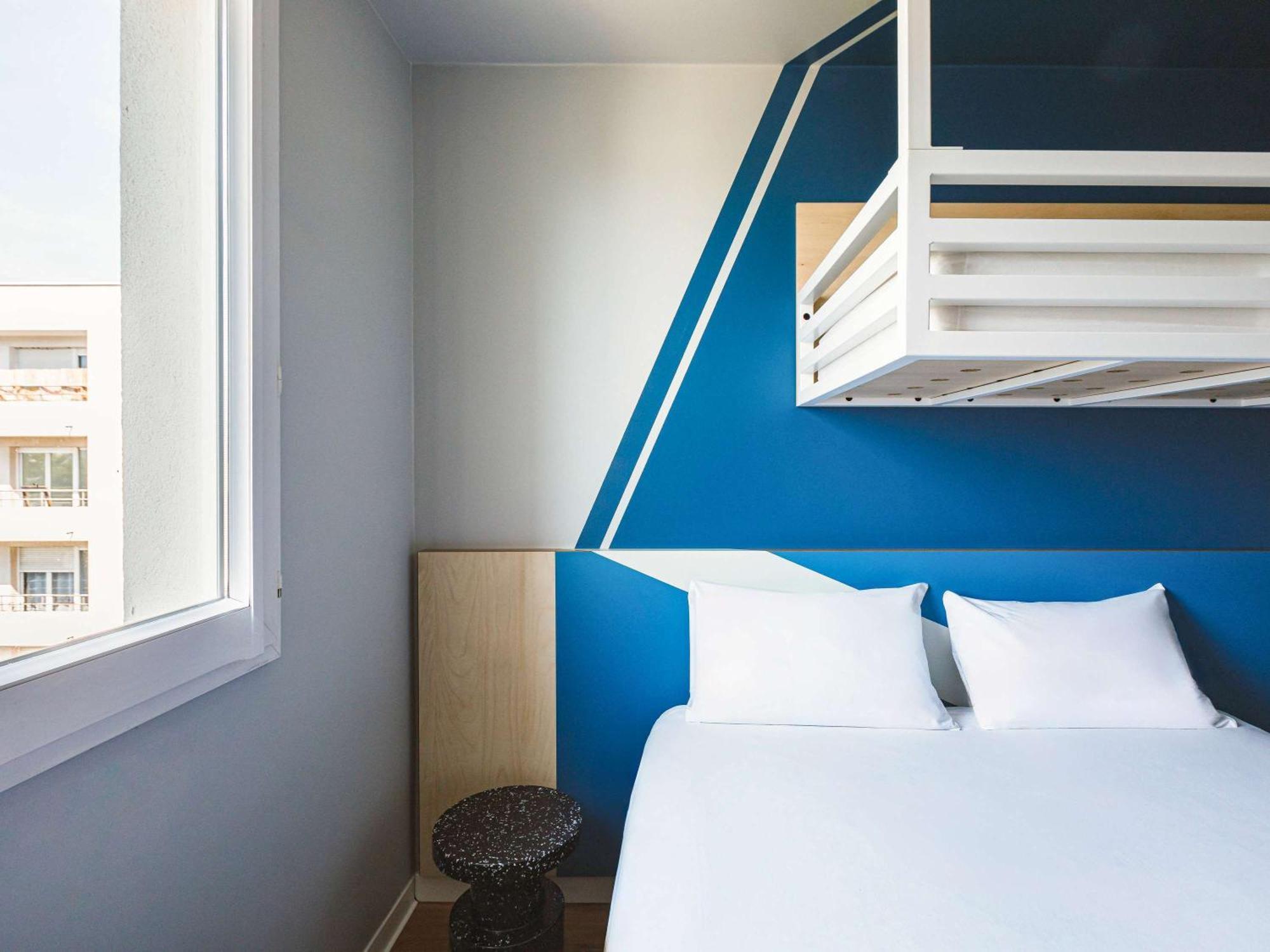 Ibis Budget Lyon Villeurbanne Buitenkant foto