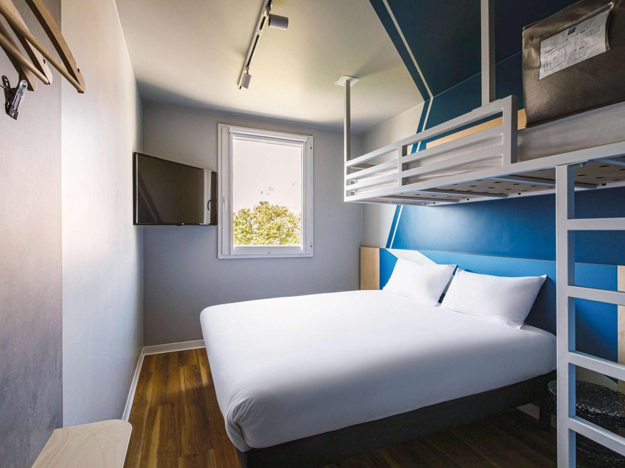 Ibis Budget Lyon Villeurbanne Buitenkant foto