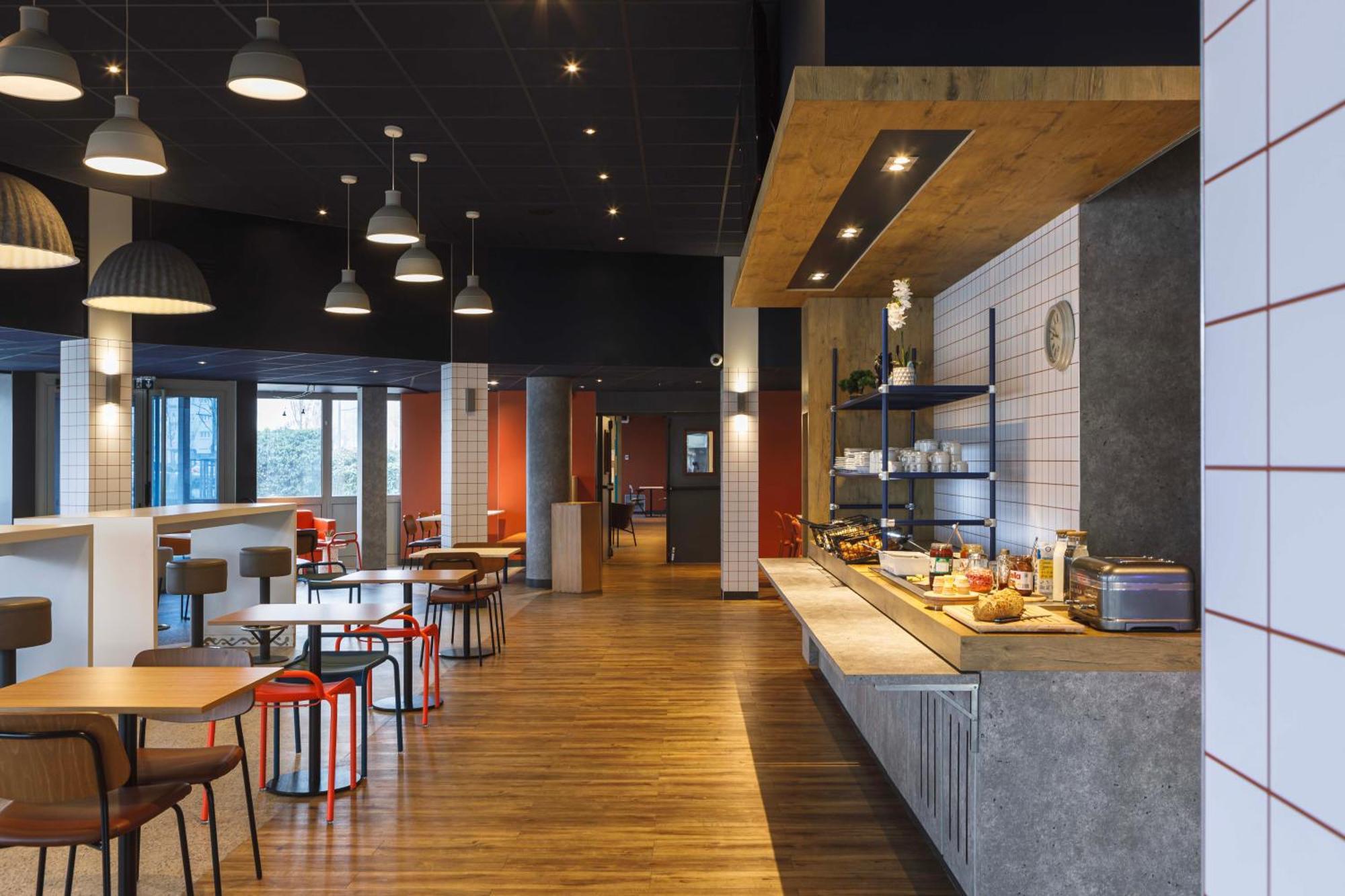 Ibis Budget Lyon Villeurbanne Buitenkant foto