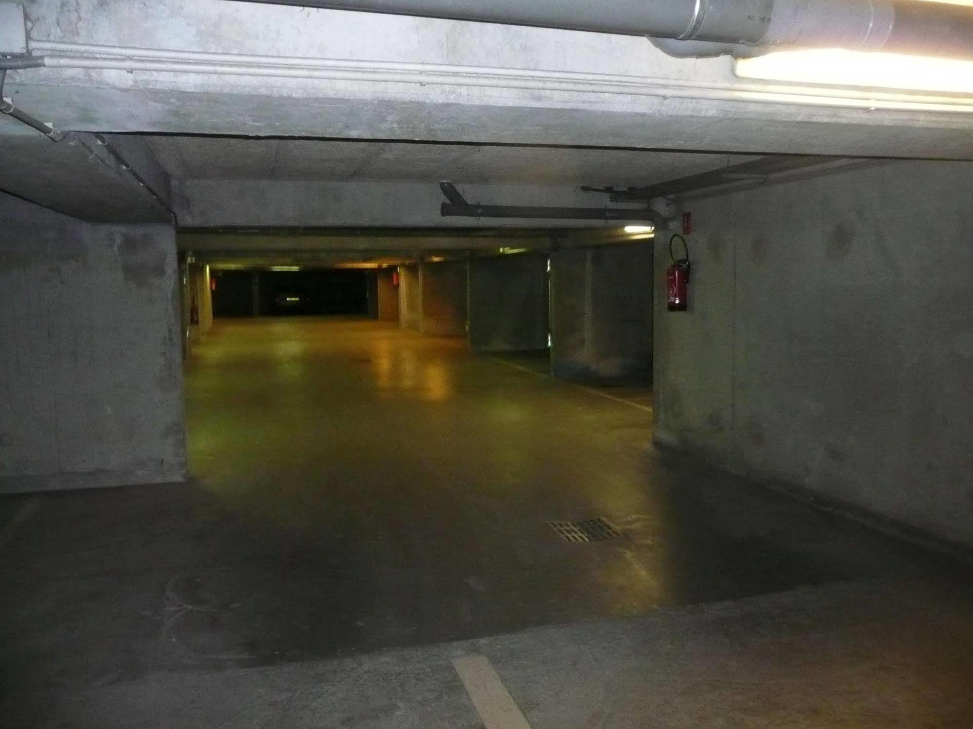 Ibis Budget Lyon Villeurbanne Buitenkant foto